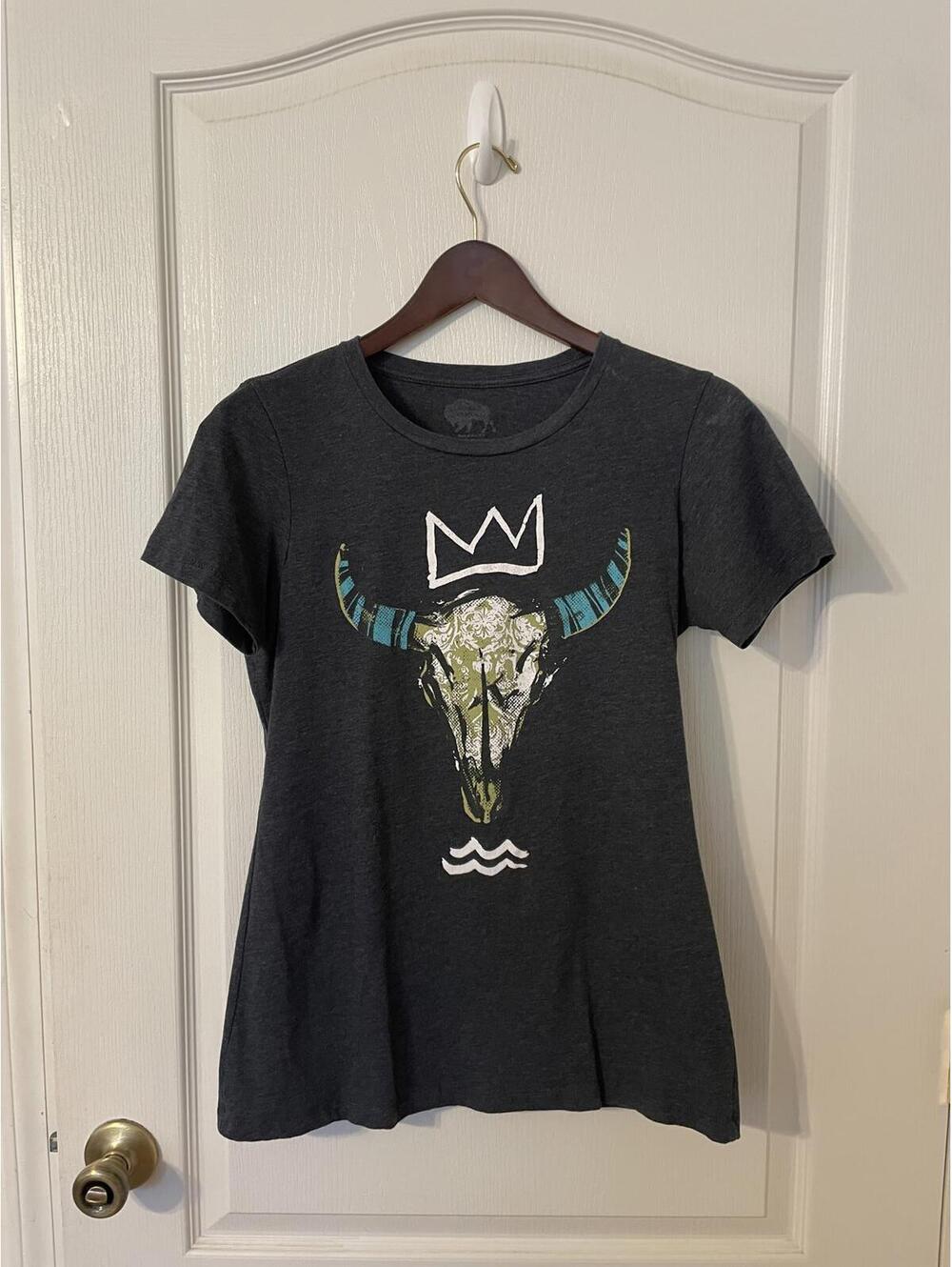 Surf Wyoming Longhorn short sleeve tee Size Large